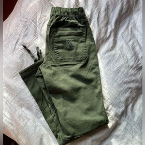 listing-status-banner